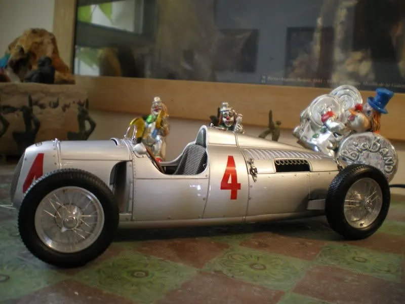 47504 porsche 906 diecast