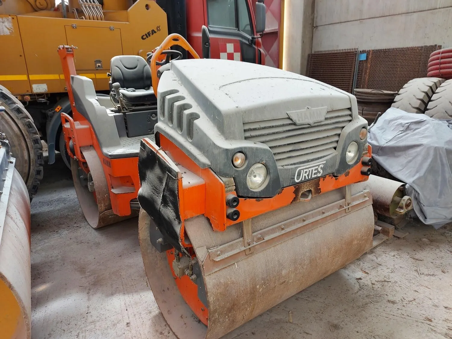 47519 diecast hamm roller size comparison