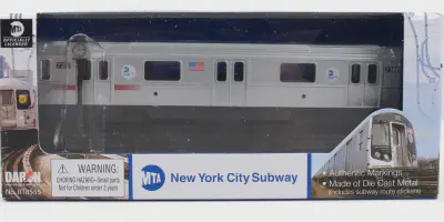 /img/47532-nyc-taxi-diecast-display.webp