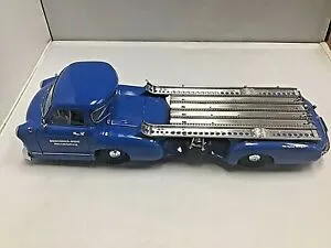 47561 mercedes renntransporter diecast authentic paint