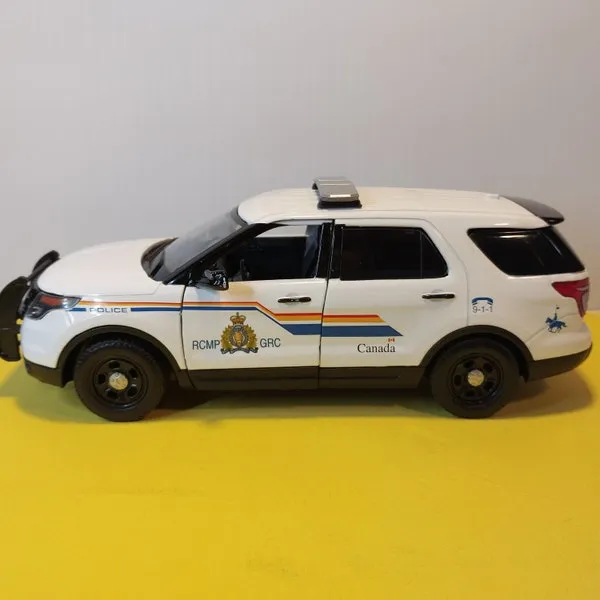 47562 police car models customization