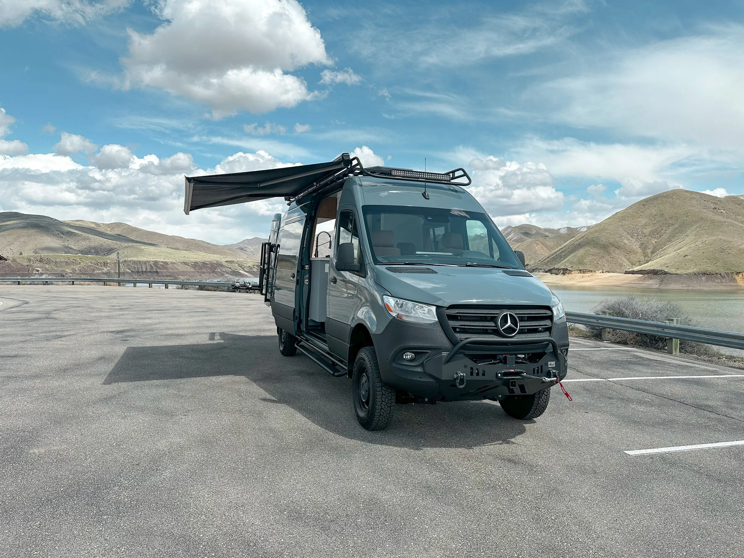 47565 custom diecast van assembly