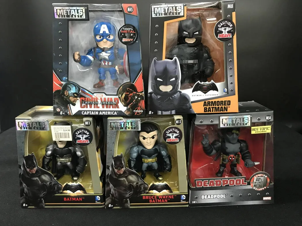 47568 diecast figure 1