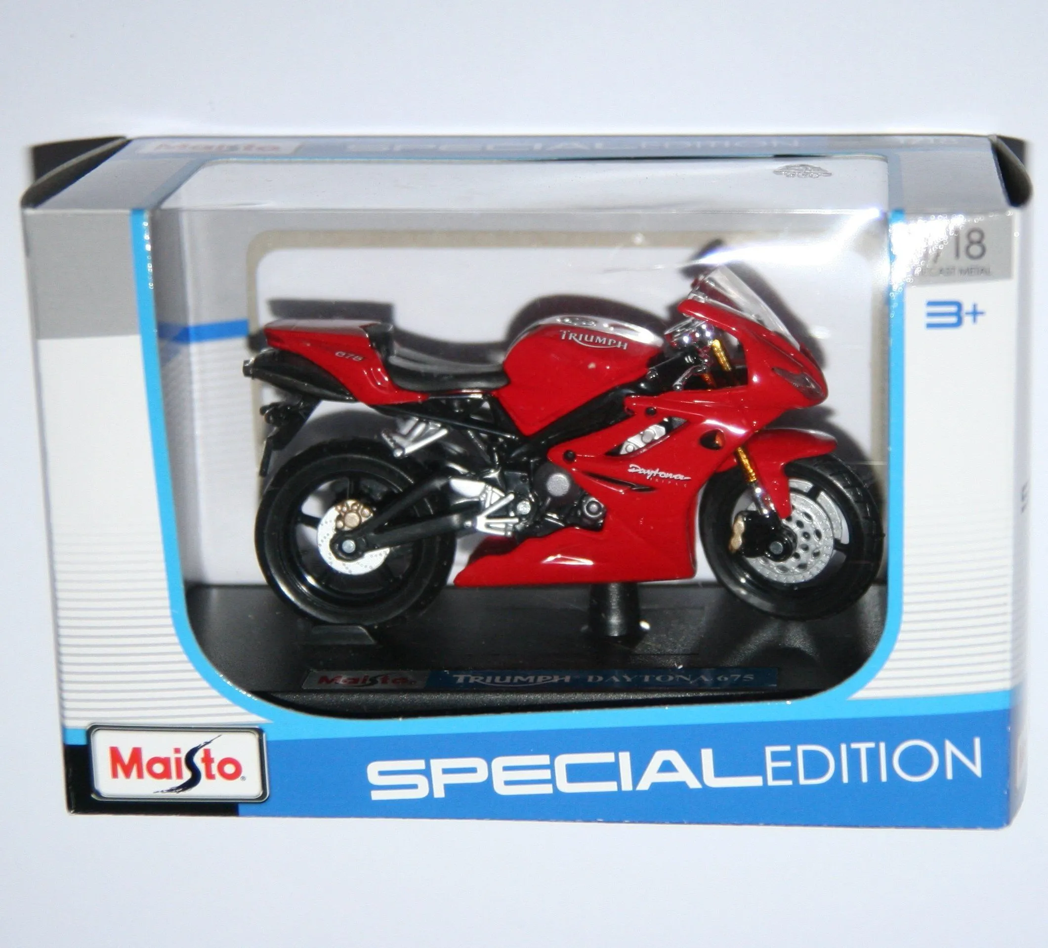 47573 triumph diecast bonneville