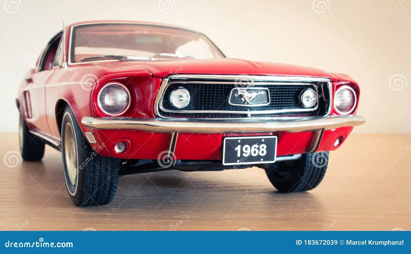 47606 89 mustang diecast design