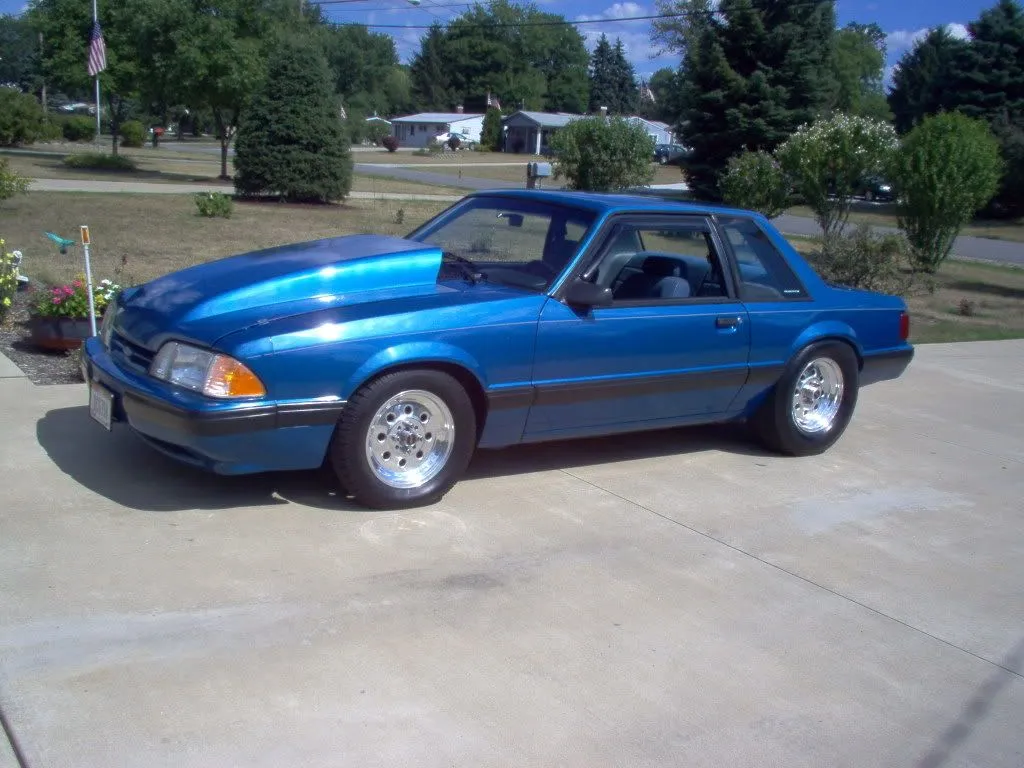 /img/47606-89-mustang-diecast-future.webp