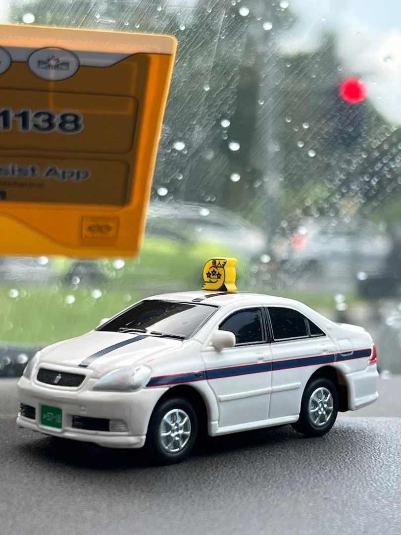 47607 genesis g80 diecast