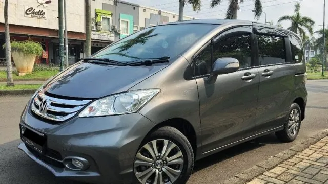 47611 diecast honda freed detail