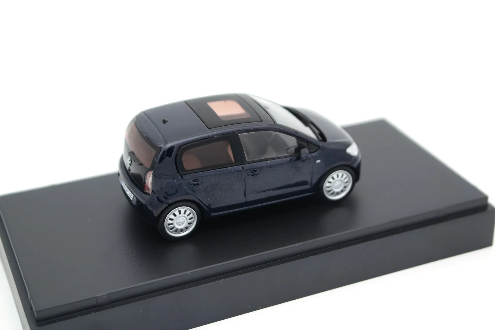 47624 vw up basic diecast
