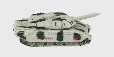 /img/47650-diecast-tank-display.webp