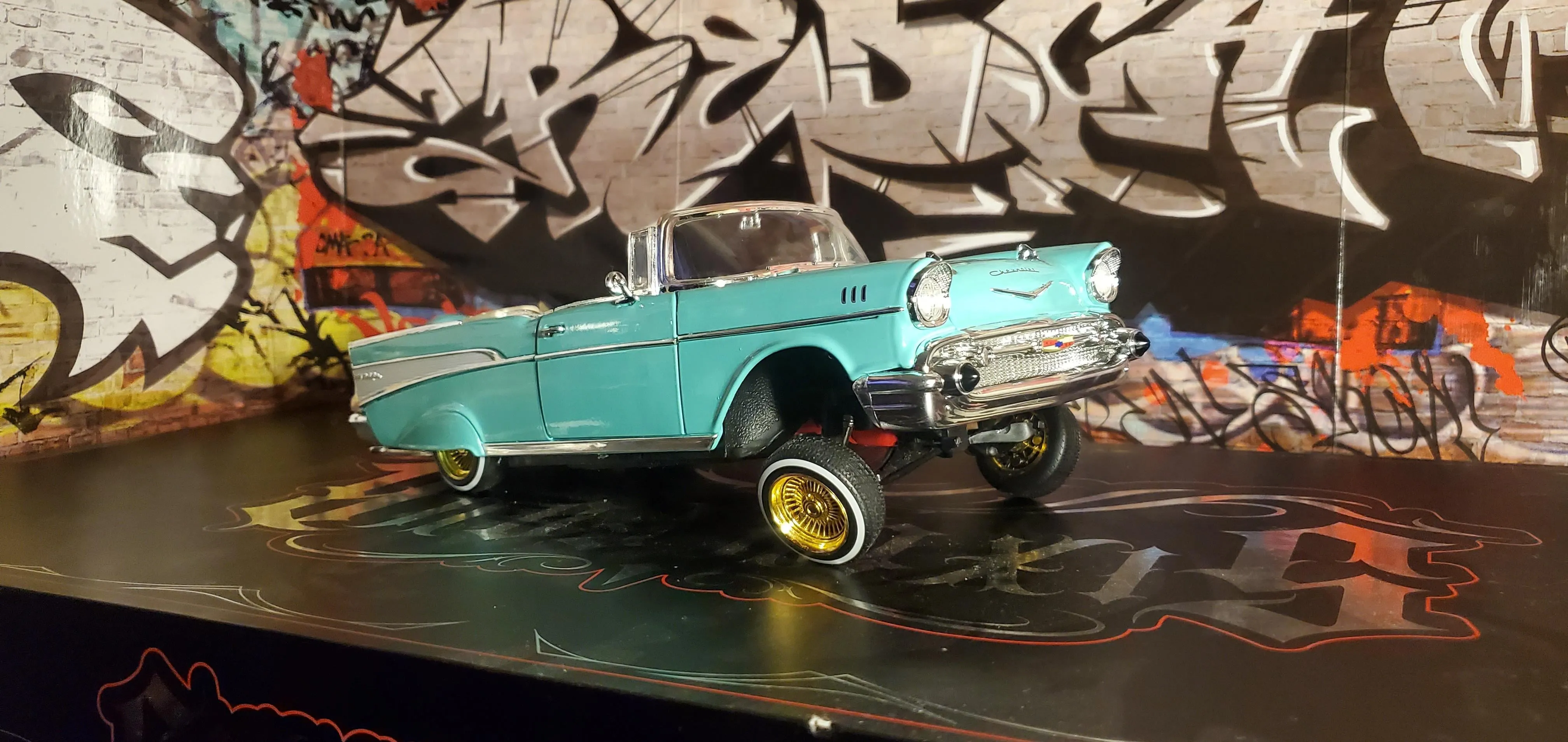 47654 lowrider diecast buick