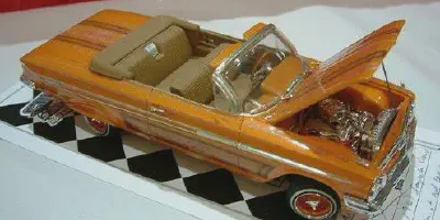 /img/47654-lowrider-diecast-detailing.webp