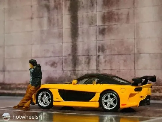 47655 diecast car detail closeup