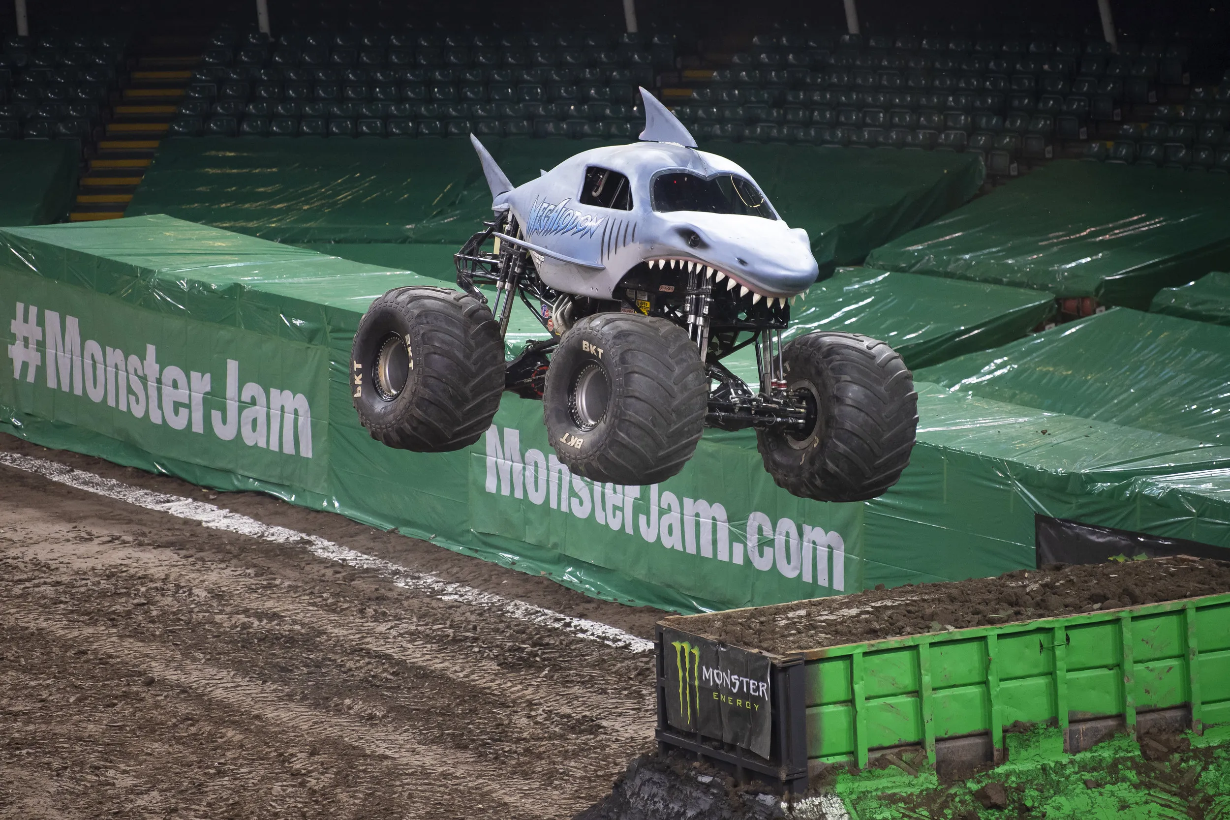 47664 monster mutt diecast