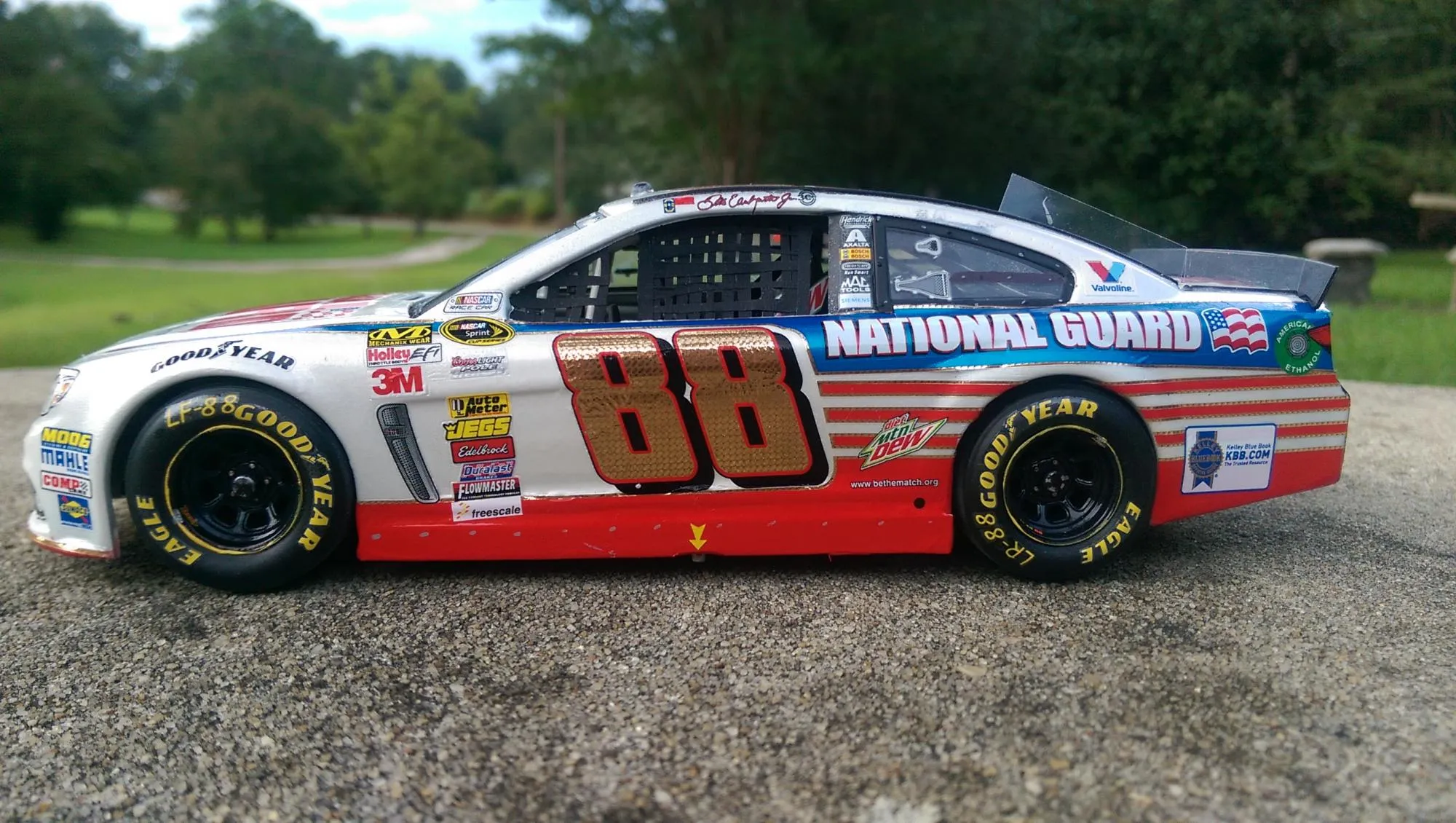 47668 online diecast marketplace