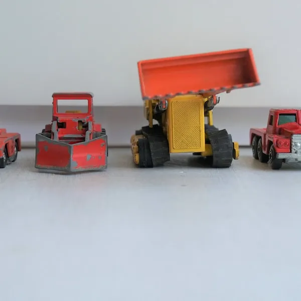 47689 diecast construction toy bulldozer