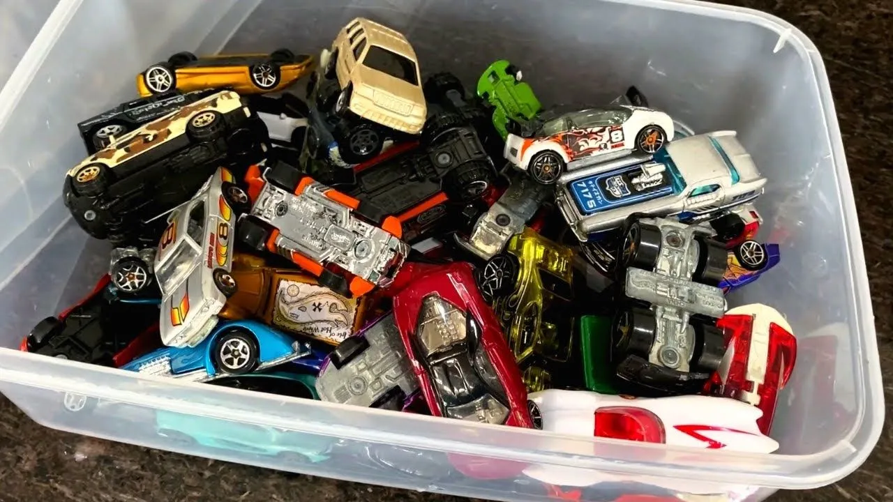 47699 welly police car market