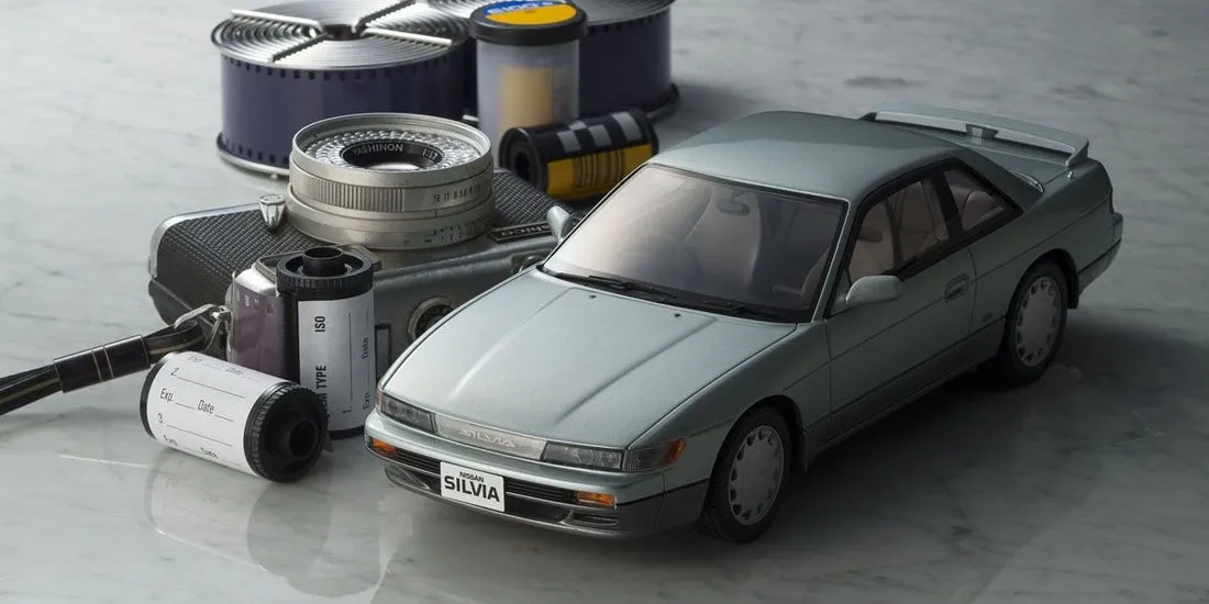 47702 classic canadian diecast