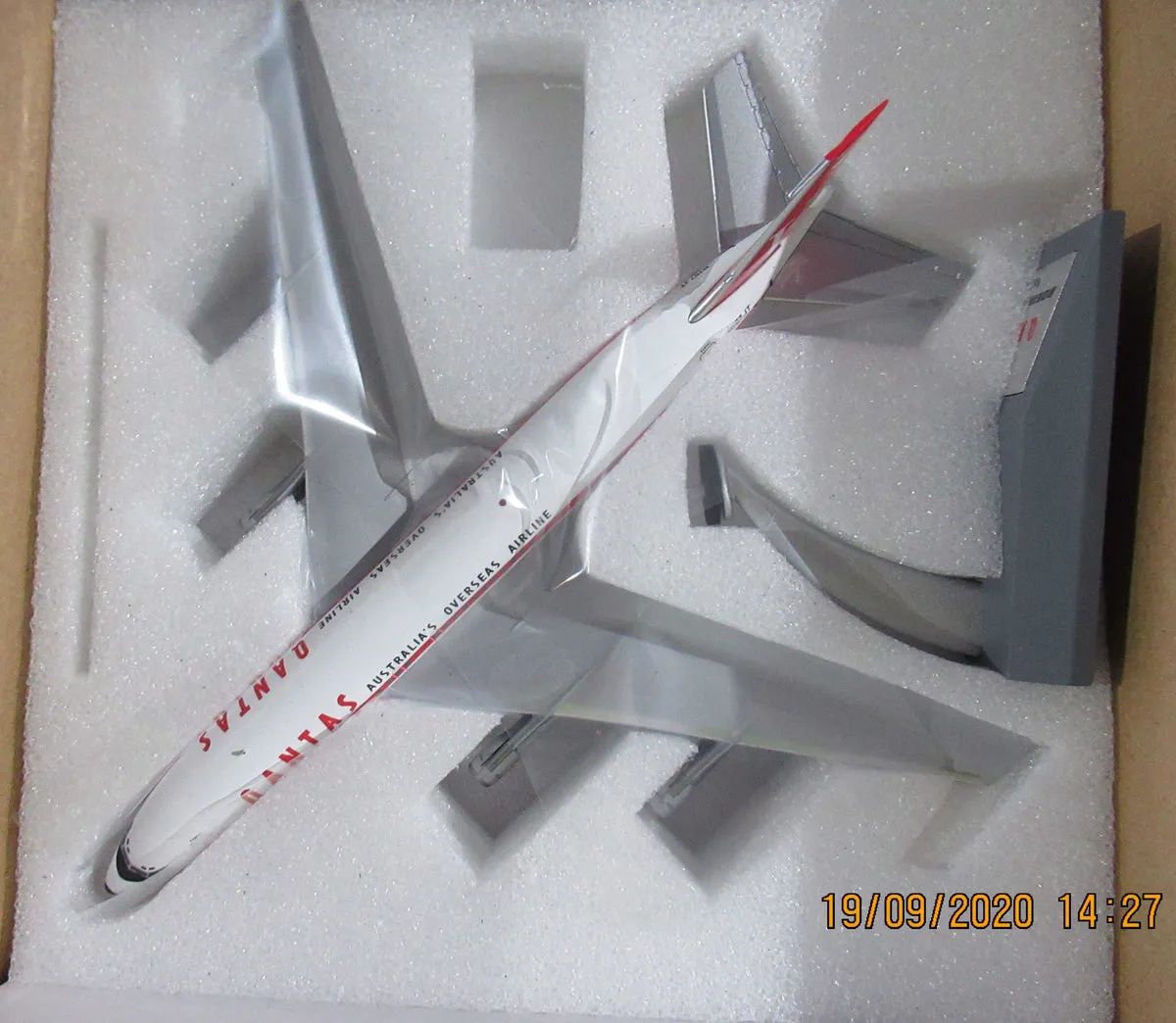 47704 boeing 707 model display