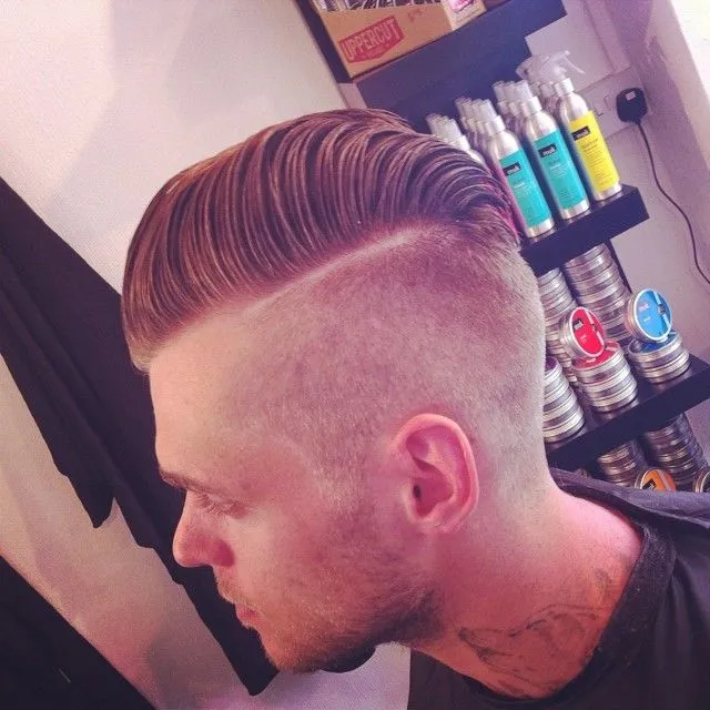 47713 diecast undercut casting metal