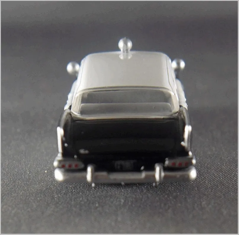 47720 ford transit police van