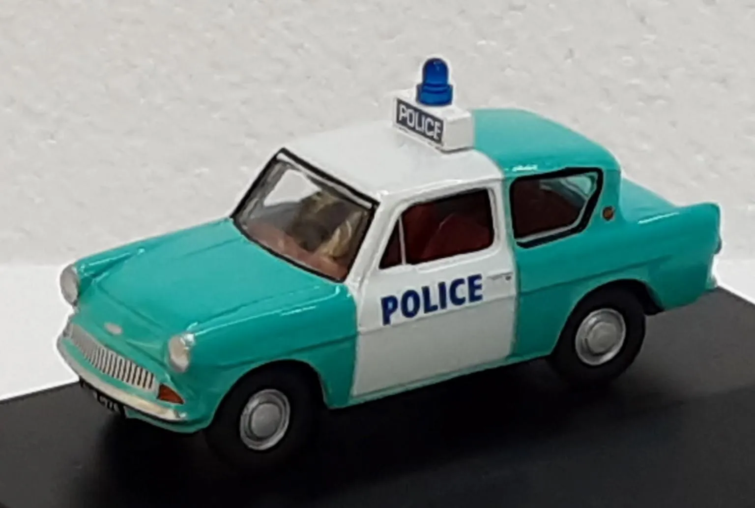 47720 oxford diecast police vehicles header
