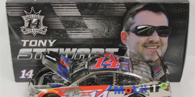 /img/47726-tony-stewart-2016-diecast-shop.webp