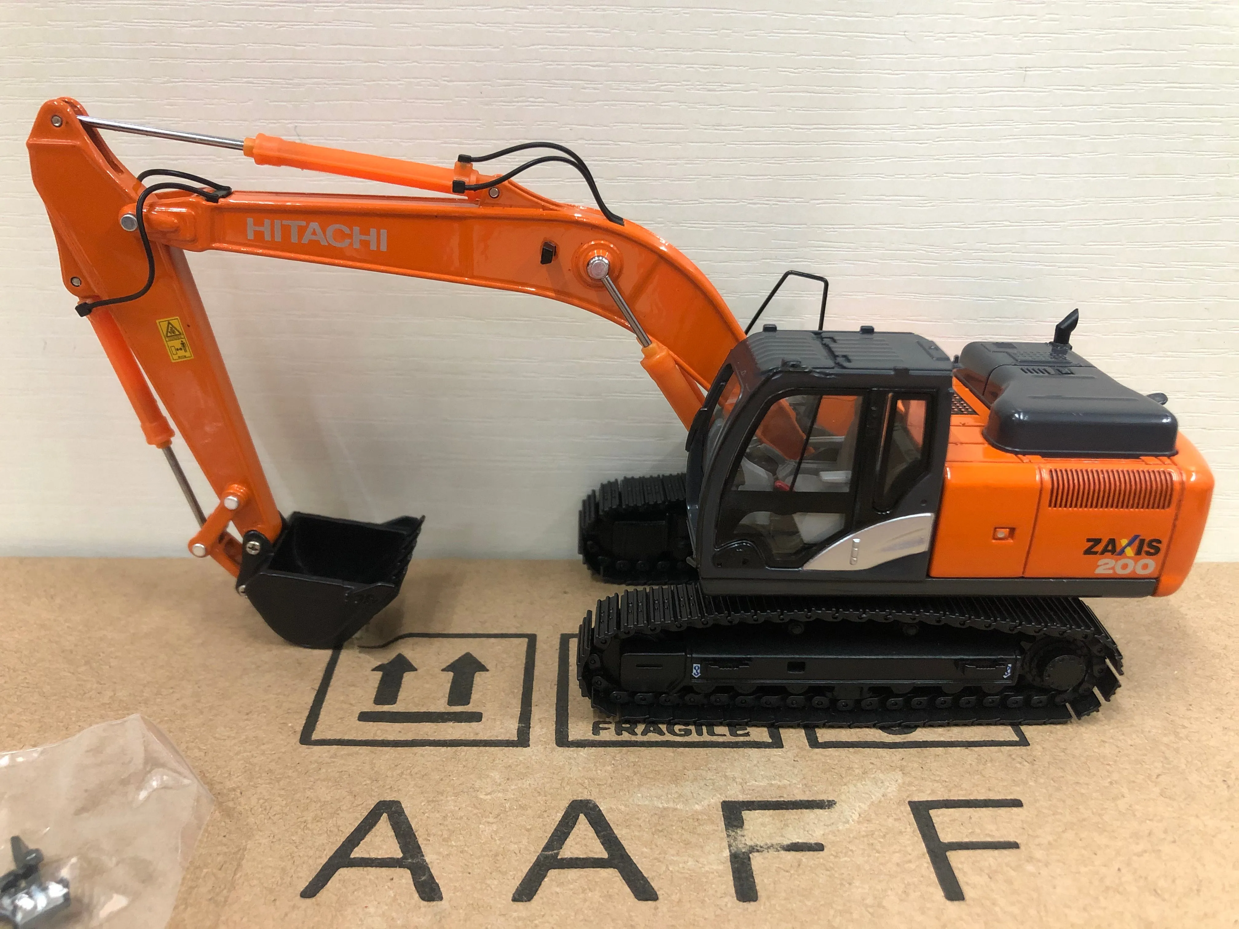 47739 hitachi diecast details