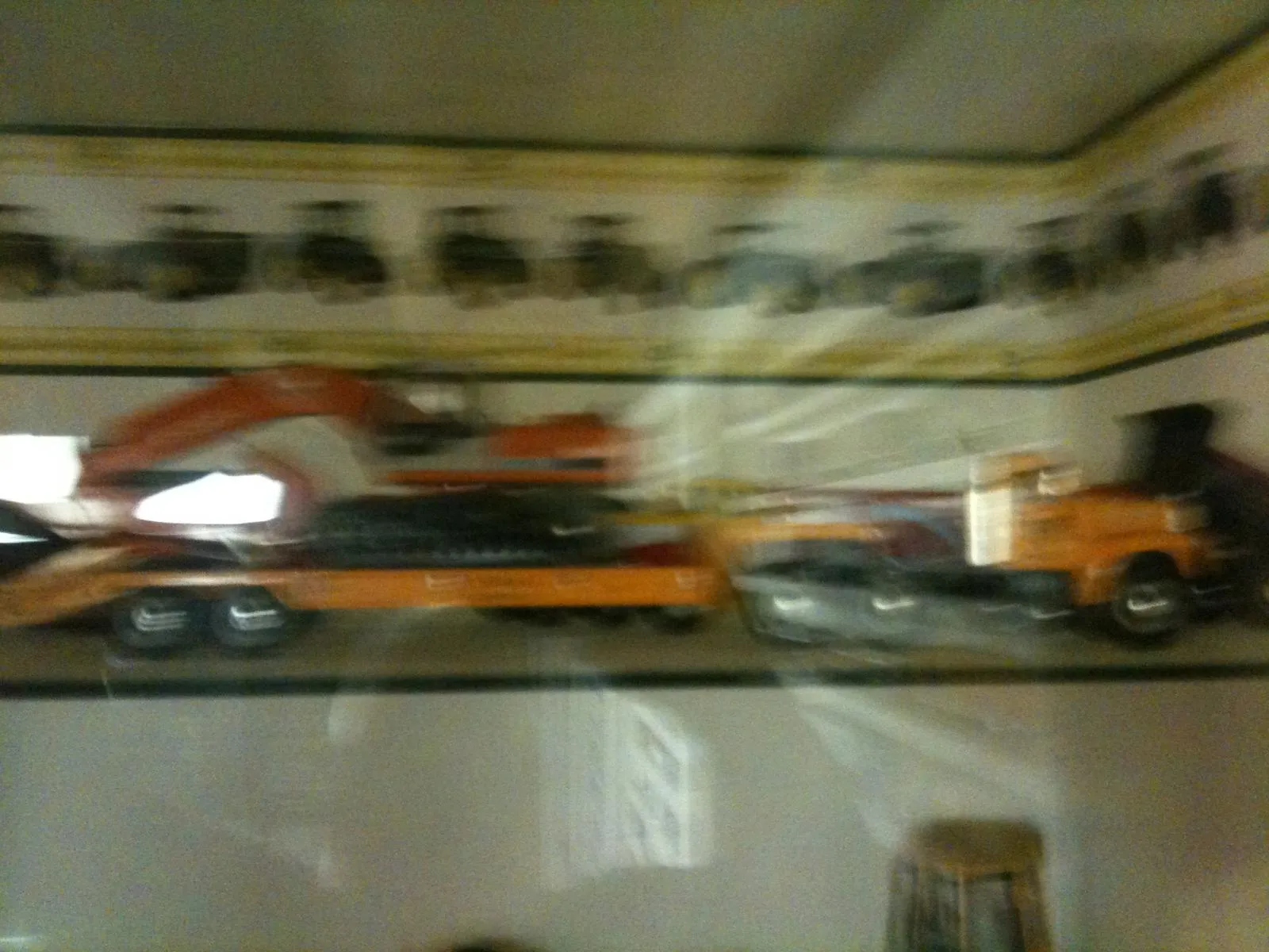 47771 mack pinnacle diecast