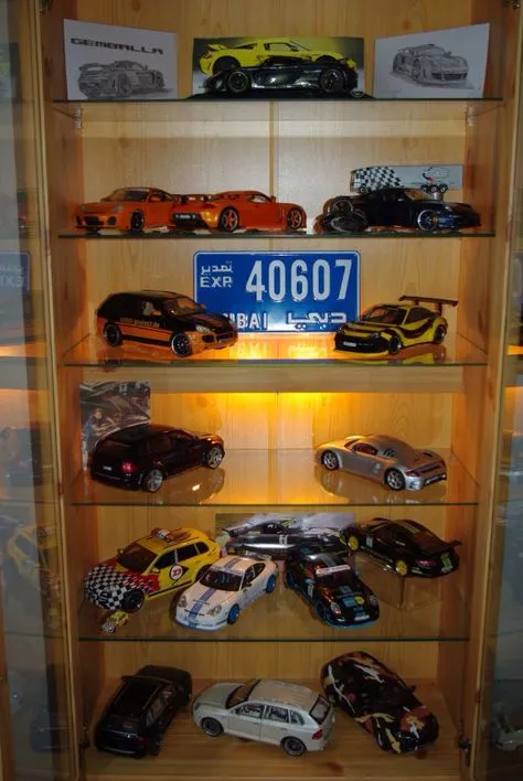 47774 diecast car collection display case