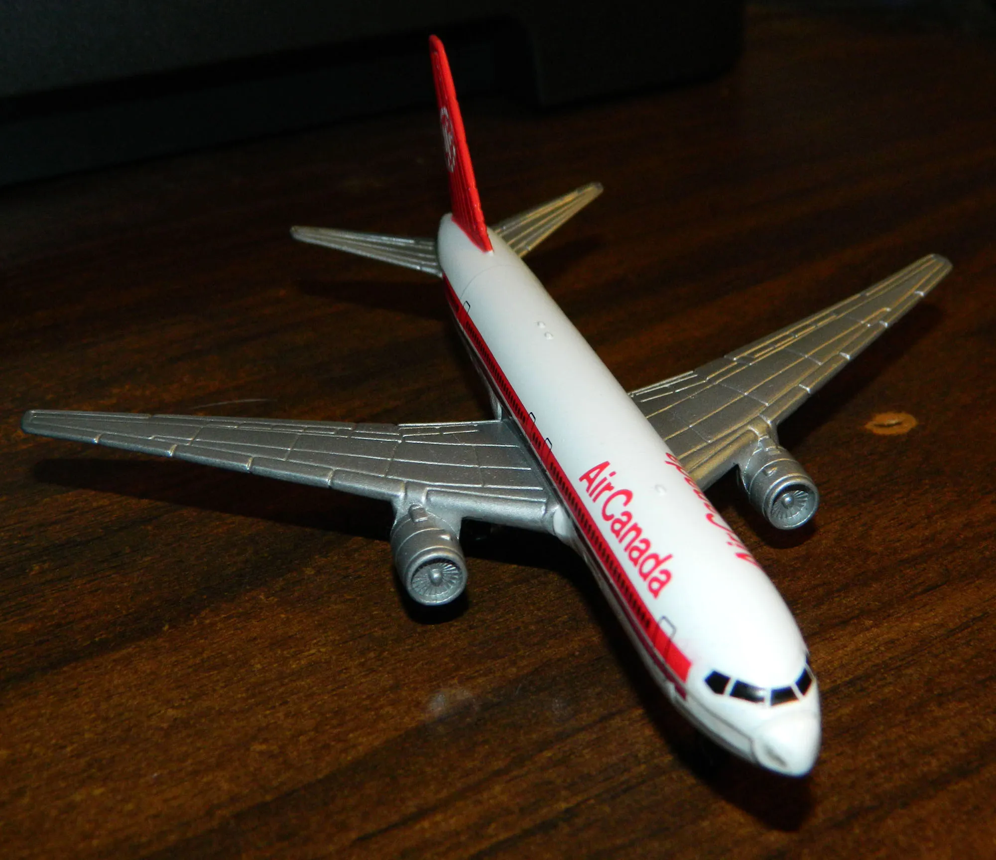 47789 diecast model airplane packaging example