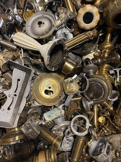 47791 zinc diecast household items