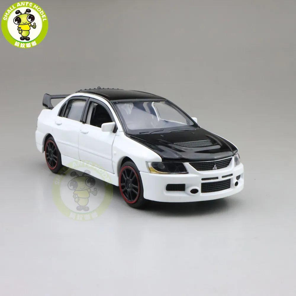 /img/47794-lancer-evo-9-diecast-cleaning.webp