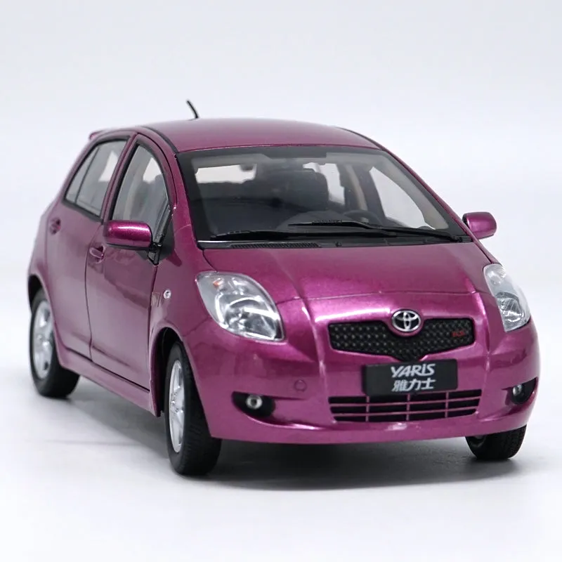 47796 yaris diecast car design