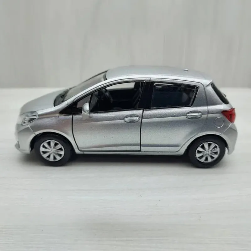47796 yaris diecast car investment