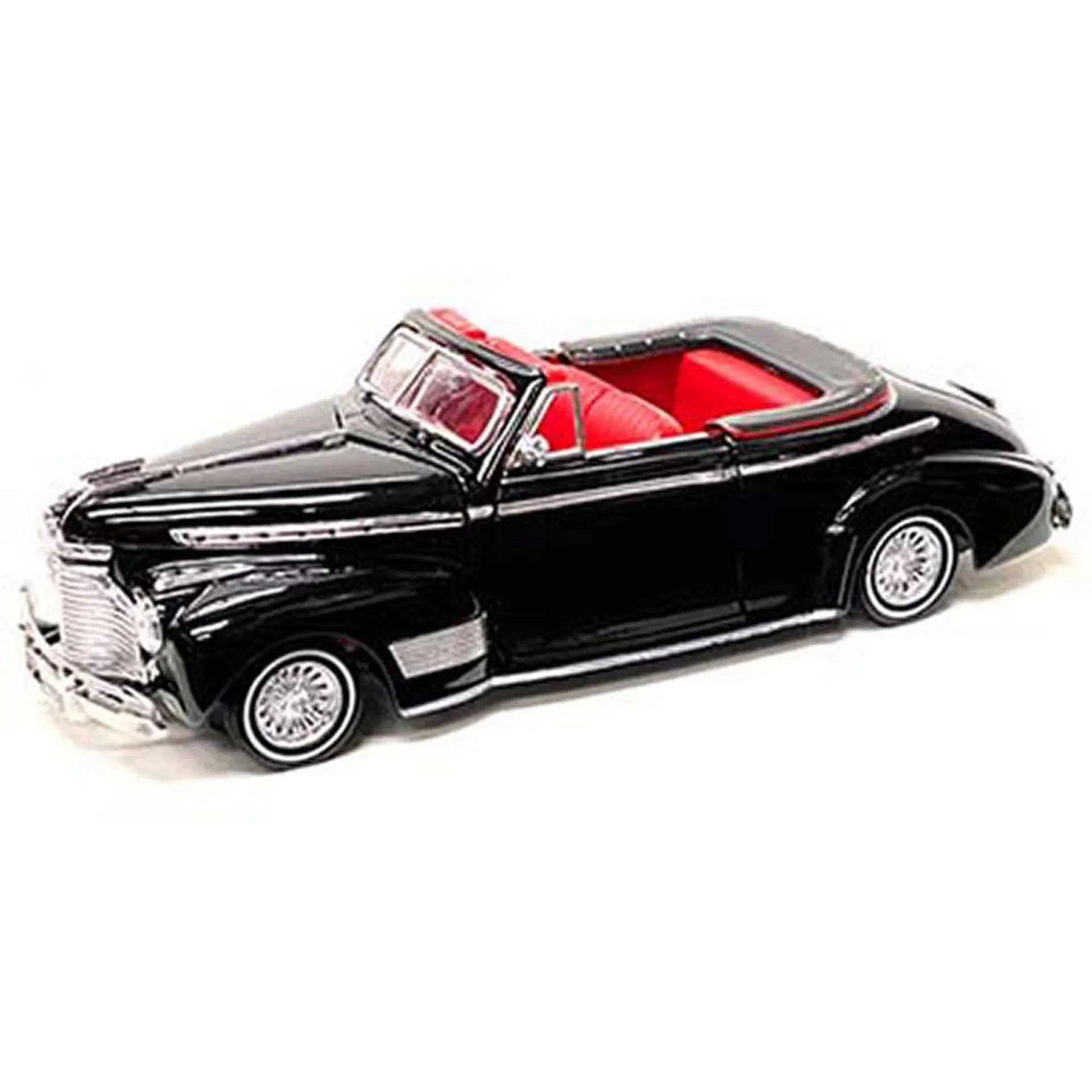 /img/47814-diecast-car-display.webp