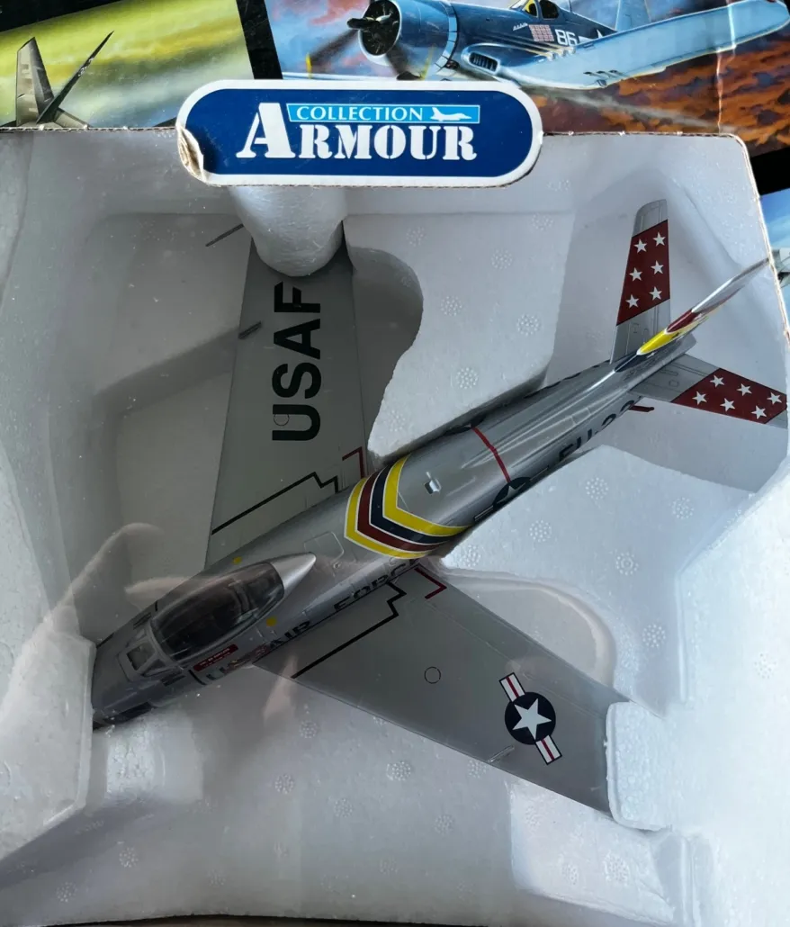 47832 f4u corsair model