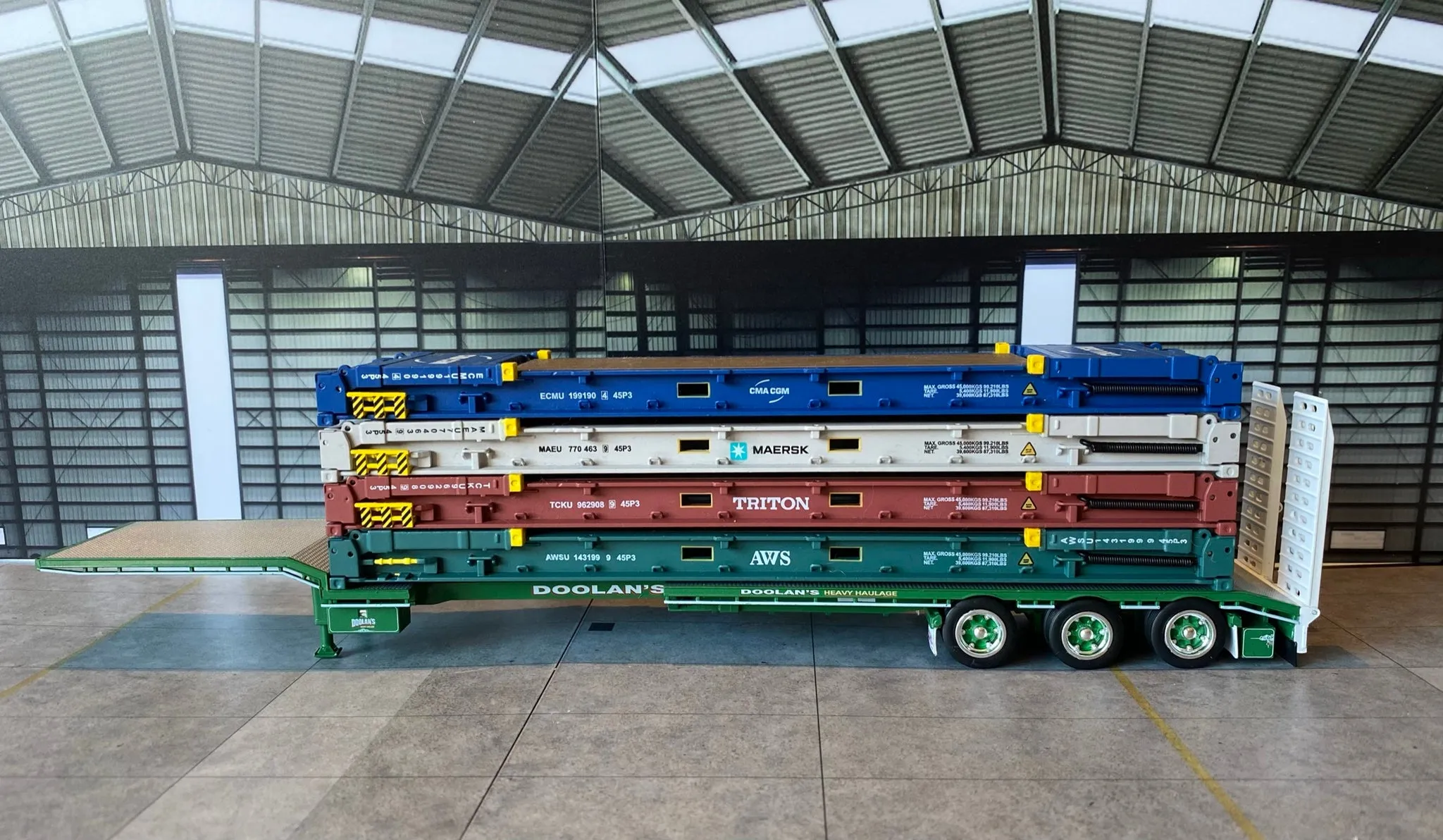 47846 diecast replica display